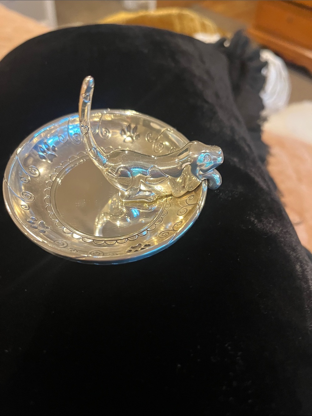 Silver dog Shaped Trinket Dish - Elegant Home Accent